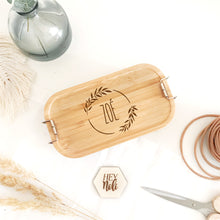 Lade das Bild in den Galerie-Viewer, Lunchbox M Ranken Kollektion